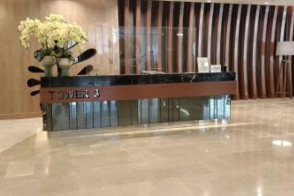 Fully Equipped 1Br Condo At Shore2 Near To Moa Manila Eksteriør billede