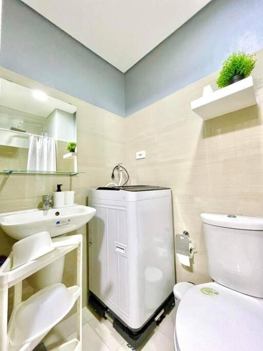 Fully Equipped 1Br Condo At Shore2 Near To Moa Manila Eksteriør billede