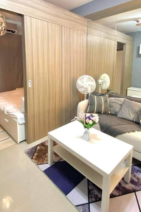 Fully Equipped 1Br Condo At Shore2 Near To Moa Manila Eksteriør billede